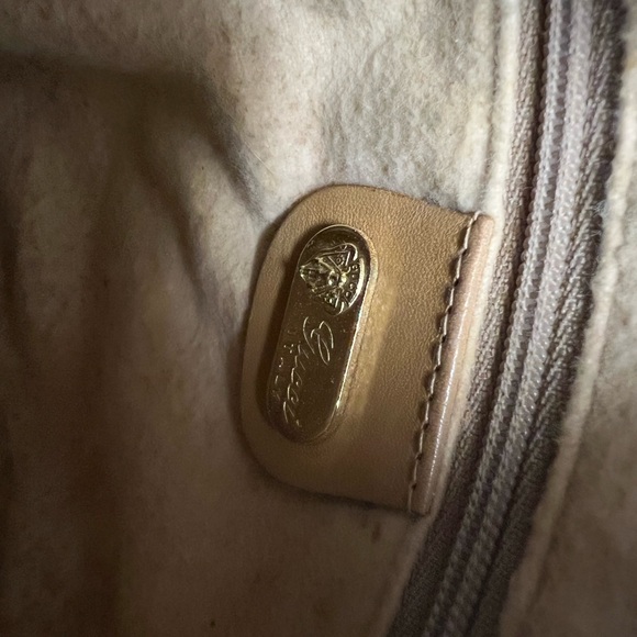 Vintage Gucci round bag🔥🔥🔥 - Picture 4 of 8